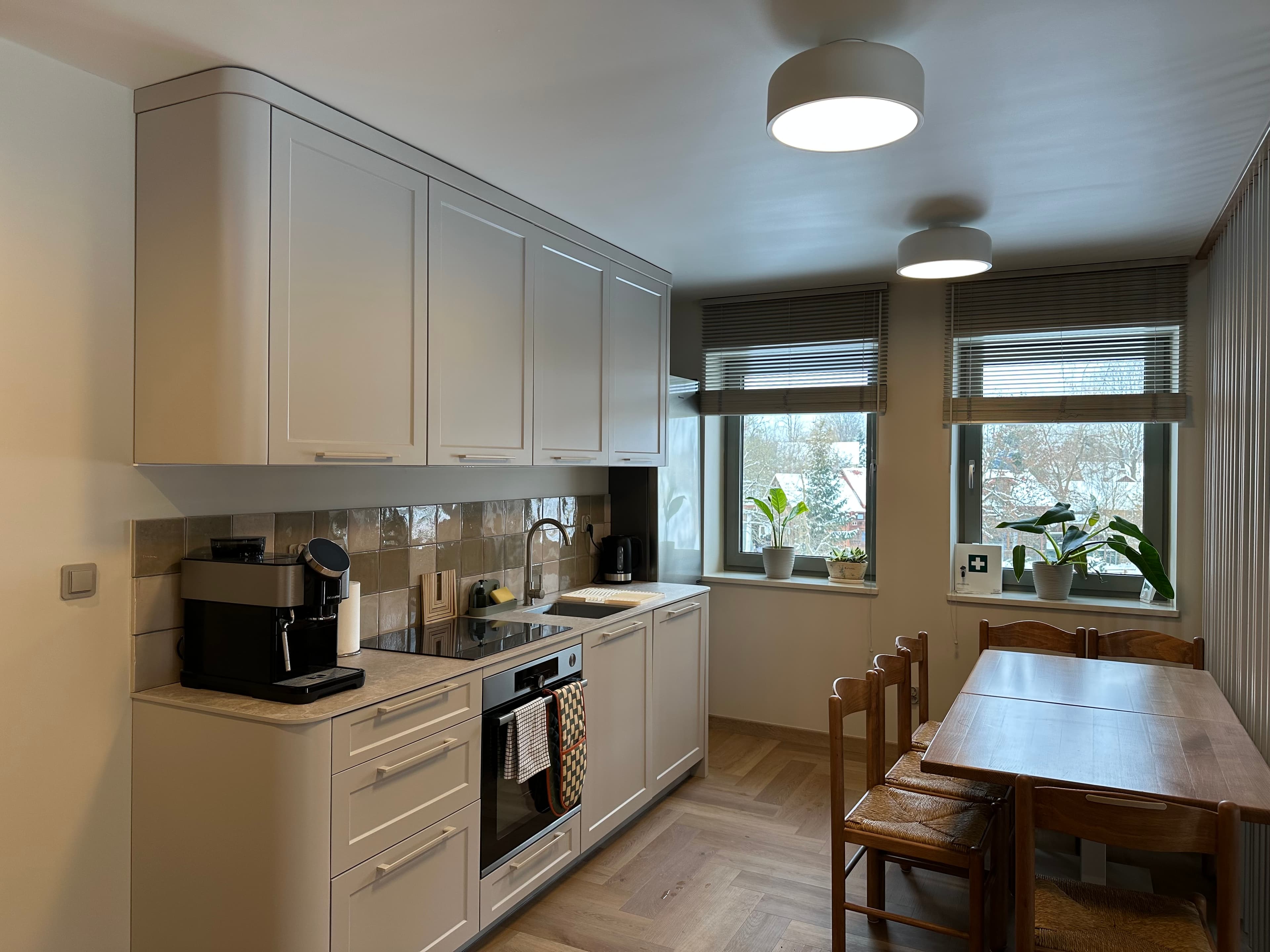 Wyposażona kuchnia dostępna dla gości Młyna nad Sanną